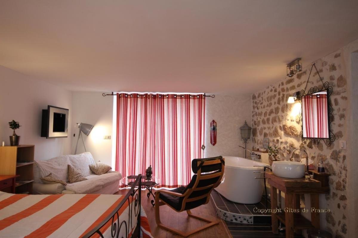 Bed and Breakfast L'Escale Du Banquet Mhère Esterno foto